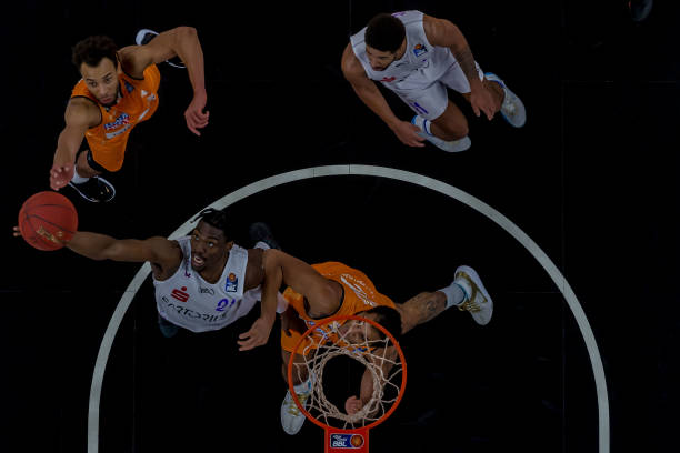 奇人物尤塞 奇人物尤塞