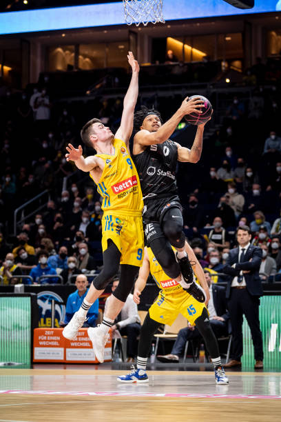 多面手的价 多面手的价